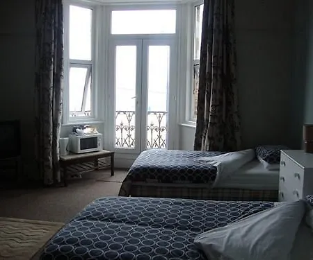 Otel Alpine Middlesbrough
